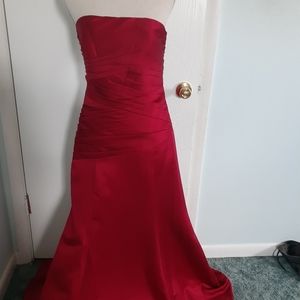 Alfredo angelo size 6 bridesmaid dress